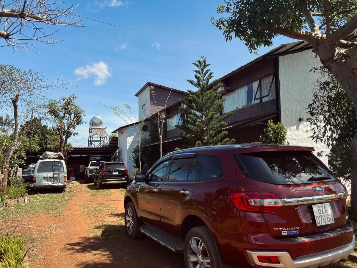 Star Hill Dak Nong Retreat Villa Gia Nghia ภายนอก รูปภาพ