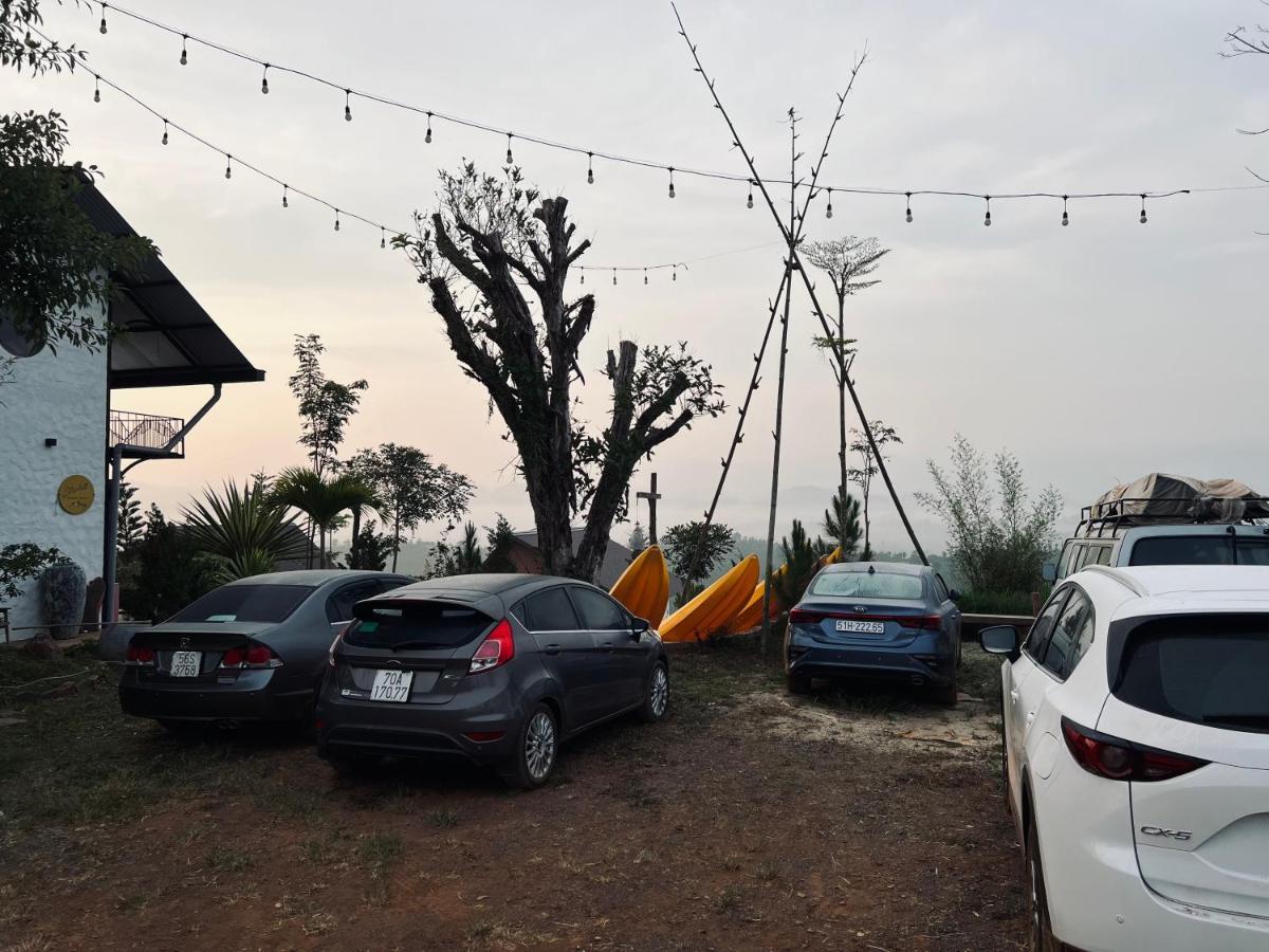 Star Hill Dak Nong Retreat Villa Gia Nghia ภายนอก รูปภาพ