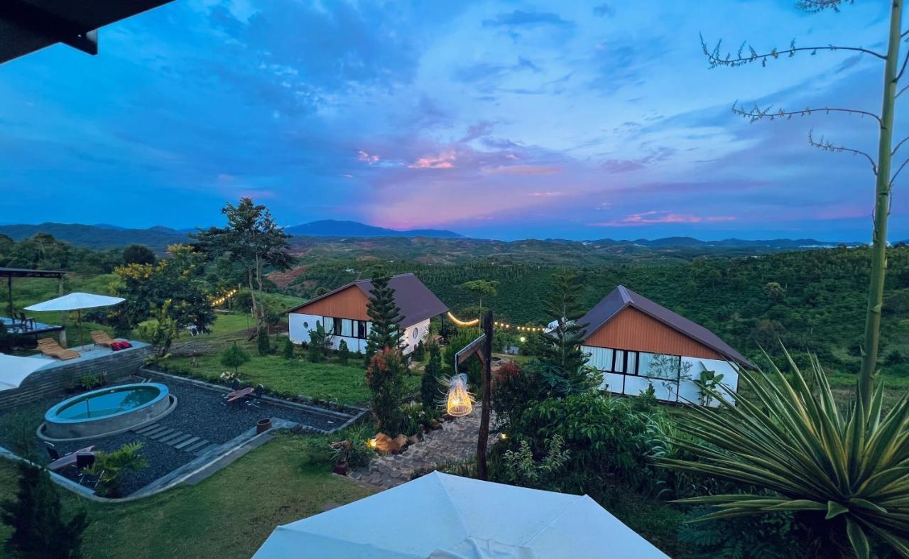 Star Hill Dak Nong Retreat Villa Gia Nghia ภายนอก รูปภาพ